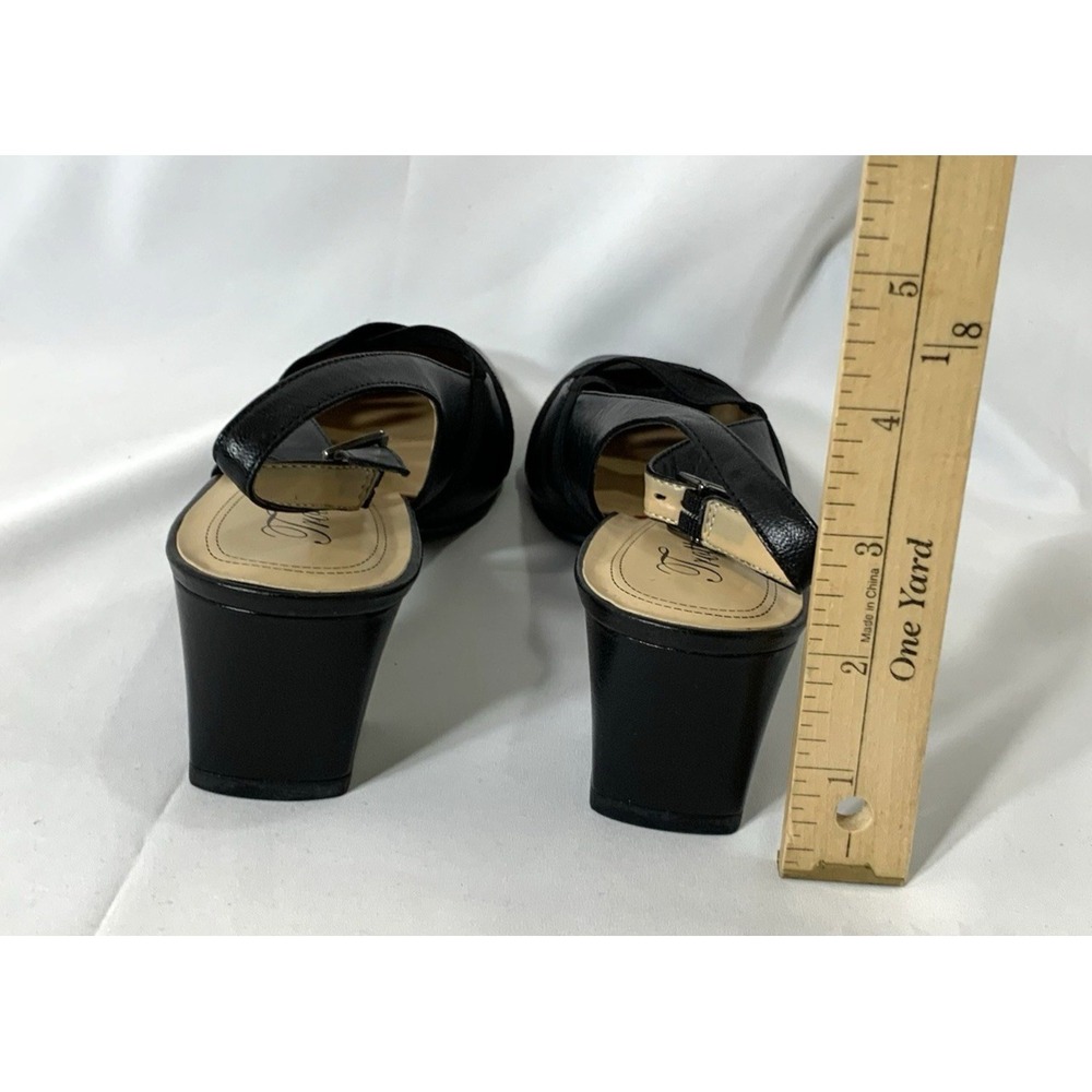 Trotters Shoes Womens 8.5 Black Leather Slingback Pump Low Heel 2" Ballet - Picture 4 of 8